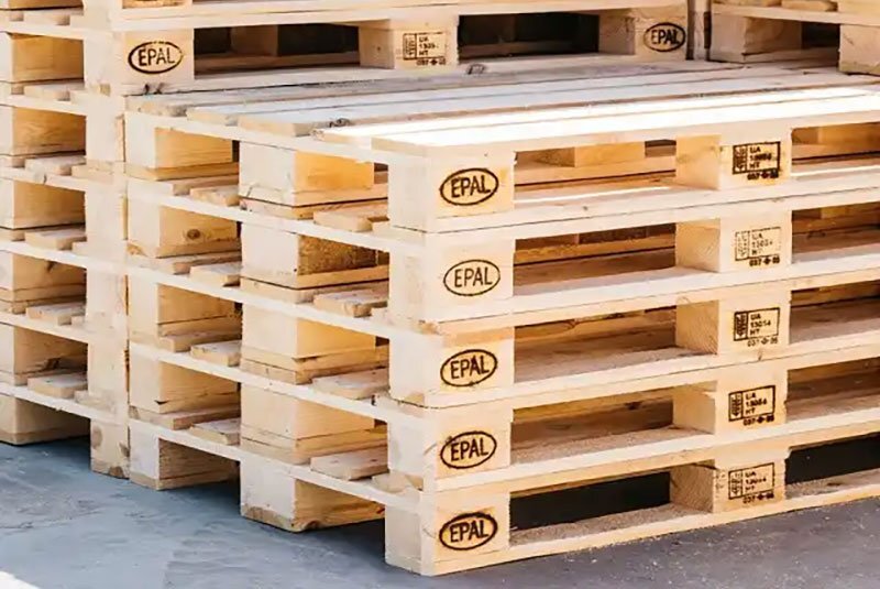 چرا پالت چوبی 110×130 انتخابی اقتصادی برای انبار است؟